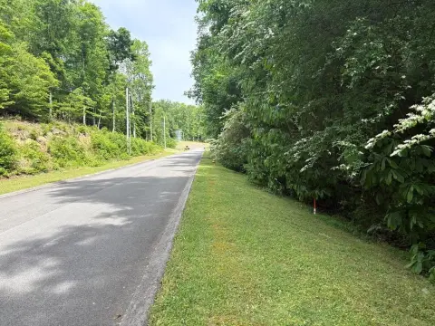 Residential Land in Dalton, GA