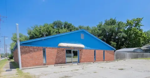 Multi-Room Specialty Building