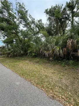 Residential Lot in North Port