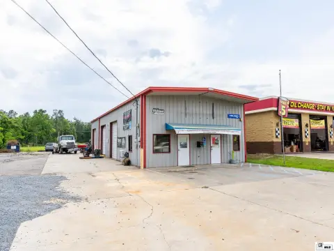 Flex and Retail Commercial Property
