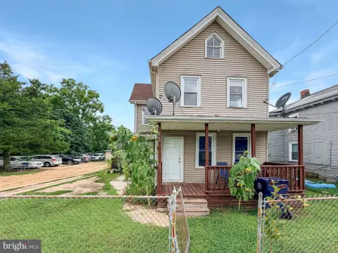 Two-Unit Duplex with Parking