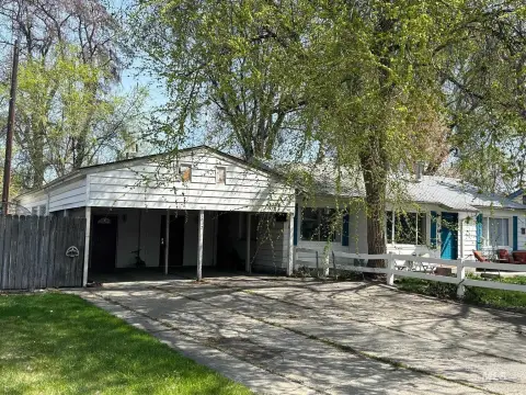 Duplex with Two Occupied Units