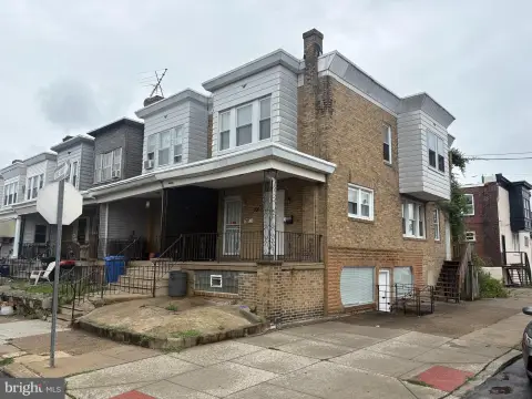 Masonry Triplex with Diverse Unit Mix
