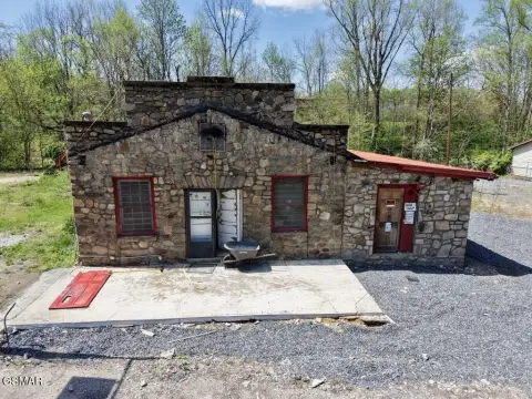 Commercial Property in Cosby, TN