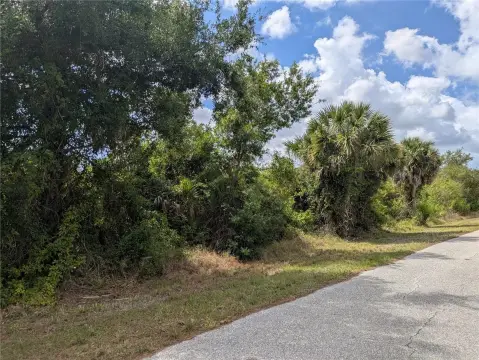 Residential Land in Port Charlotte
