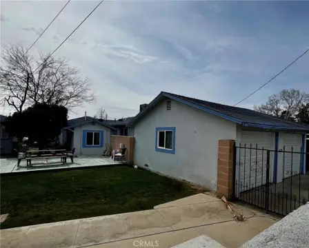 Bakersfield Duplex with Income Potential