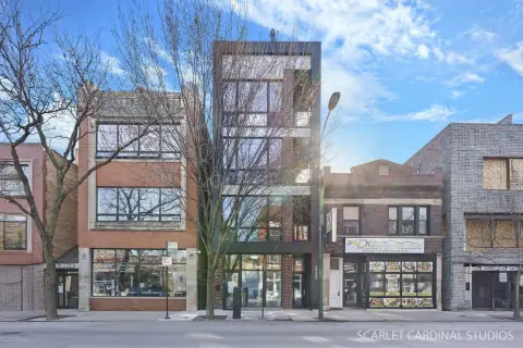 Retail Storefront in North Center