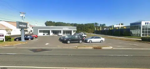 Freestanding Retail Property on Tilton