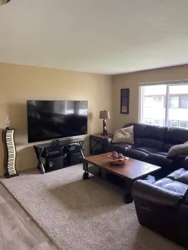 Well-Maintained Quadplex with Four Units
