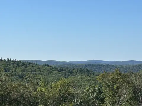 102 Acres in Colebrook, CT