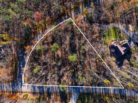 Land in Deer Lake Woods