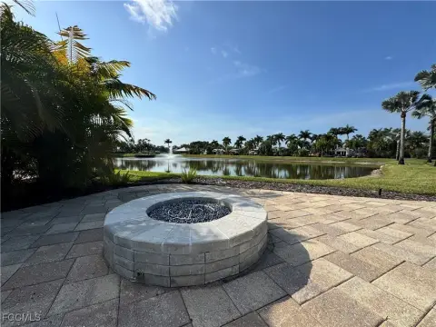 Waterfront Retreat in RiverBend Resort