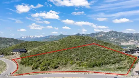 Kamas Land Near Golf Course