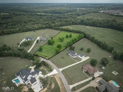 4-Acre Tract in Willow Trace
