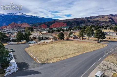 Kissing Camels Estates Homesite