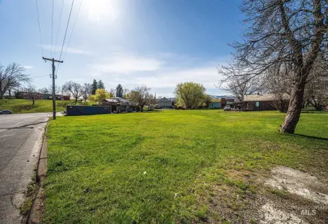 Commercially Zoned Land Lot
