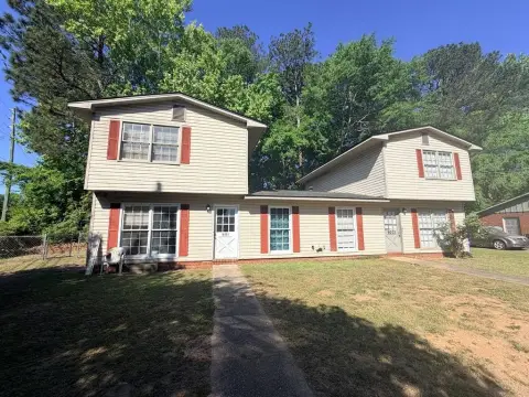 Well-Maintained Duplex Property