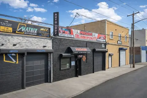 Collision Shop with Spray Booth