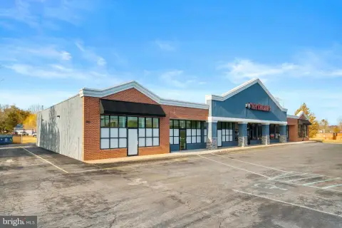 Commercial Space on Bethlehem Pike