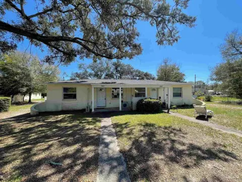 Pensacola Duplex in Navy Point