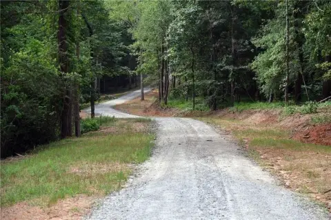 Private Acreage Near Braselton