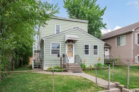 Renovated Duplex with Garage