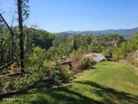 Sevierville Land in Shagbark Resort
