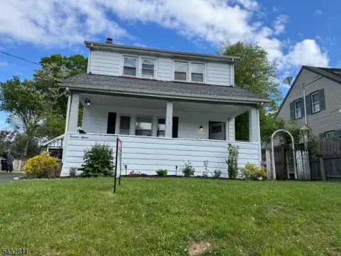 Renovated Two-Unit Dwelling