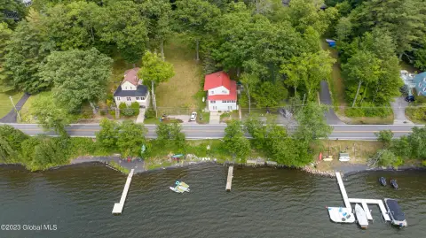 Saratoga Lake Waterfront Triplex