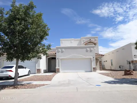 Occupied Duplex with Washer-Dryer