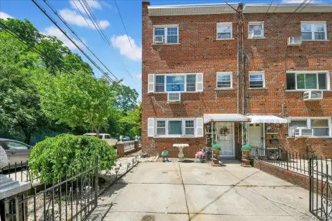 Brick Duplex with Private Pool