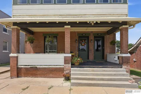 Remodeled Furnished Duplex