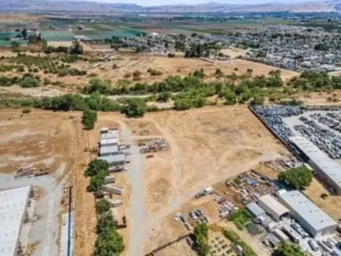 Hollister Industrial Land with Income