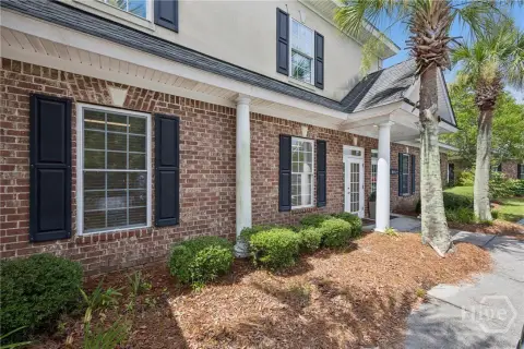 Ground-Floor Updated Condo