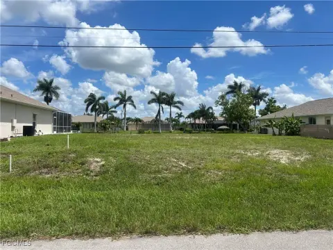 Cape Coral Waterfront Lot