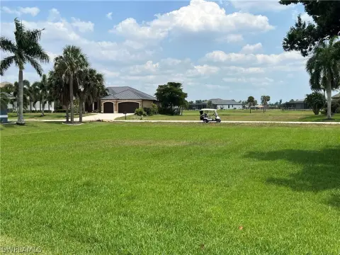 Residential Lot in Cape Coral