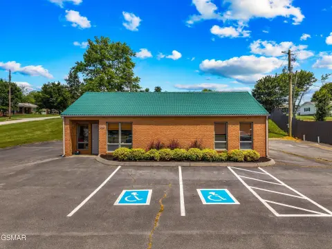 Professional Office Building in New Market