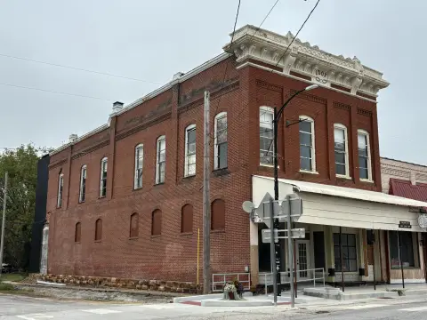 Storefront Building
