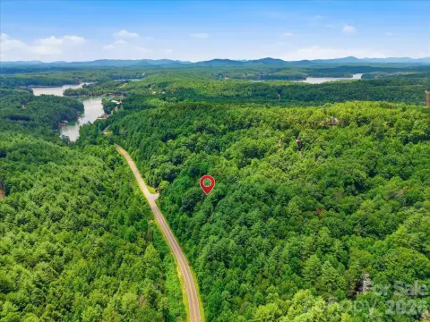 Level-to-Slightly Sloped Residential Lot