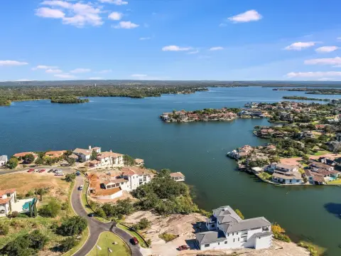 Waterfront Homesite in Gated Community