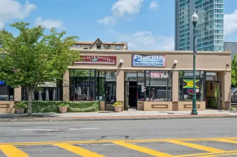 One-Story Mixed-Use Retail Building
