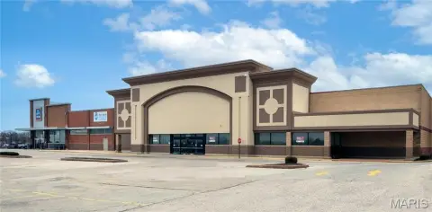 High Ridge Retail Space Available