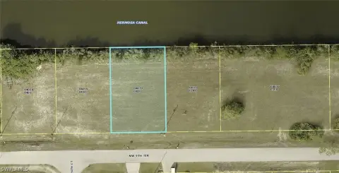 Waterfront Residential Lot in Cape Coral