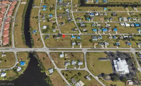 Residential Land in Cape Coral