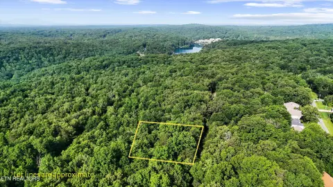 Residential Lot in Fairfield Glade