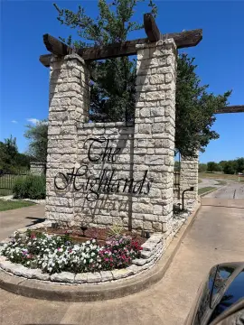 Buildable Highlands Lot with Elevated Setting