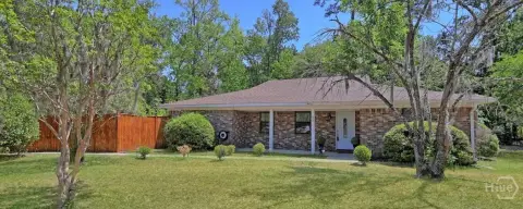 Live-Work Home with Detached Office