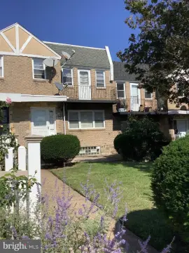 Overbrook Park Duplex with Garage