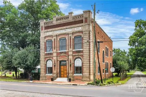 Historic Office Buildings Portfolio with High Ceilings