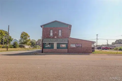 Mixed-Use Property with Income Potential